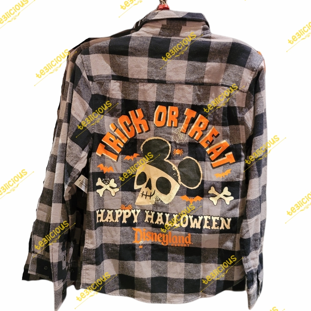 DISNEY PARKS HALLOWEEN PLAID FLANNEL - Picture 1 of 4